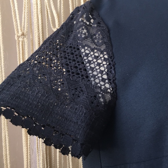 Michael Kors black lovely lace sleeves Blue top size Small - Picture 3 of 6